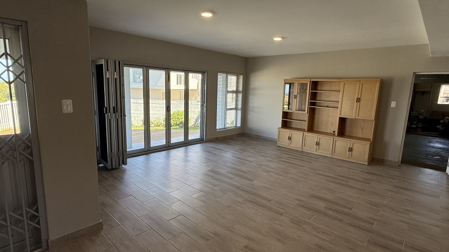 3 Bedroom Property for Sale in Stilbaai Oos Western Cape